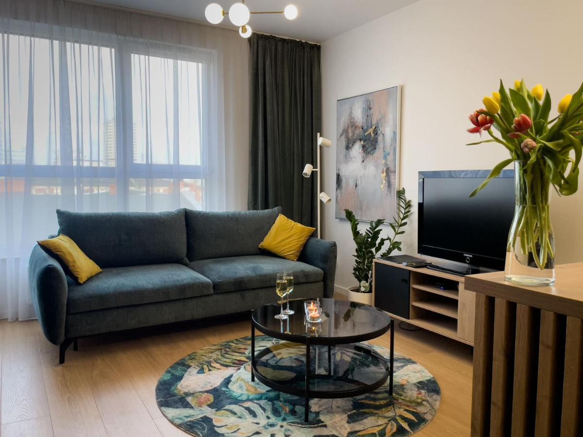 Urban Apartments Premium, Opolska 10 No 36, Free Garage, Self Check-In カトヴィツェ エクステリア 写真